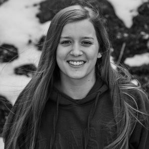 Meet your Posher, Elise